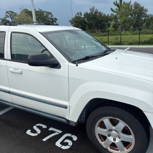 2009 JEEP GRAND CHEROKEE LAREDO — миниатюра 13