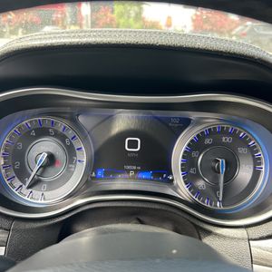 2019 Chrysler 300 TOURING thumbnail 39