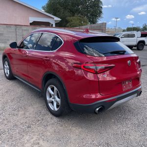 صورة 5 لـ 2018 ALFA Romeo STELVIO BASE