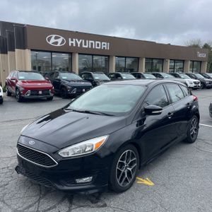 FORD FOCUS SE - 1