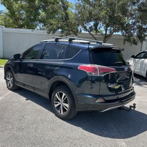 صورة 5 لـ 2018 Toyota RAV4 XLE