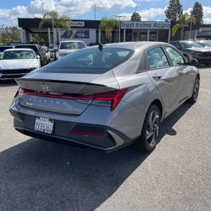 HYUNDAI ELANTRA HYBRID SEL SPORT - 8