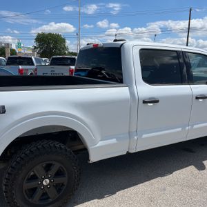 FORD F-150 XLT - 9