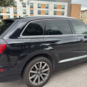 AUDI Q7 3.0T PREMIUM - 9