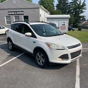 صورة 10 لـ 2014 FORD ESCAPE SE