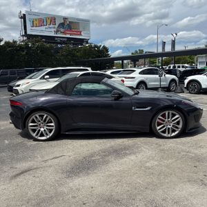 Jaguar F-TYPE R - 10