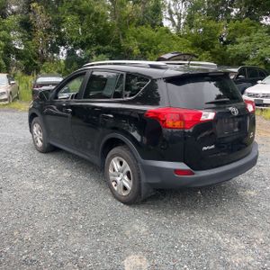 صورة 5 لـ 2013 Toyota RAV4 LE