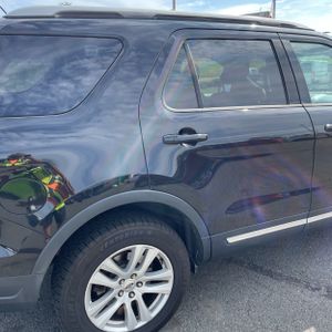 2018 FORD EXPLORER XLT 照片 9