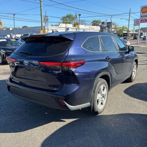 TOYOTA HIGHLANDER - 7