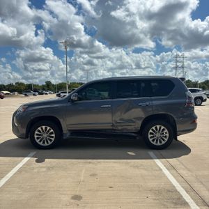 صورة 3 لـ 2016 Lexus GX 460 BASE
