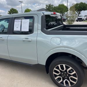 FORD MAVERICK LARIAT - 6