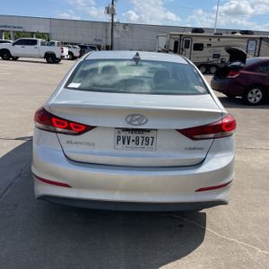 صورة 7 لـ 2017 Hyundai ELANTRA LIMITED