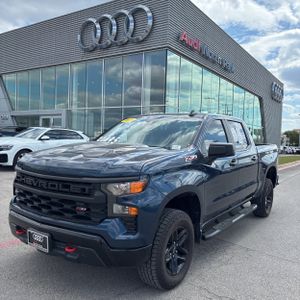 CHEVROLET SILVERADO 1500 CUSTOM TRAIL BOSS - 1