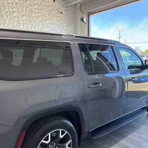 JEEP WAGONEER L SERIES III - 9