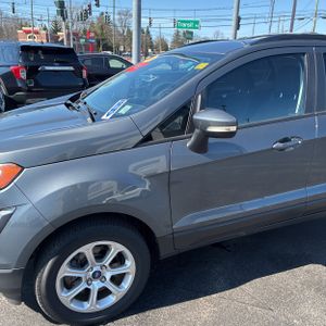 FORD ECOSPORT SE - 2