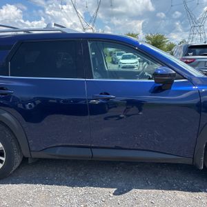 صورة مصغرة 11 لـ 2023 Nissan PATHFINDER SL