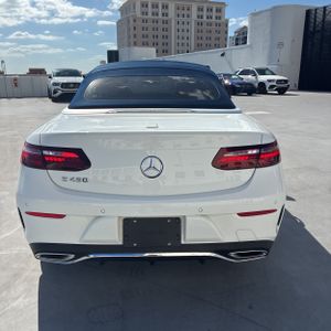 MERCEDES-BENZ E-CLASS - 7