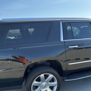 صورة 9 لـ 2020 Cadillac ESCALADE ESV LUXURY