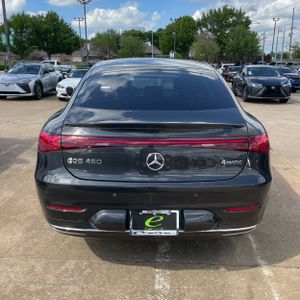 MERCEDES-BENZ EQS - 7