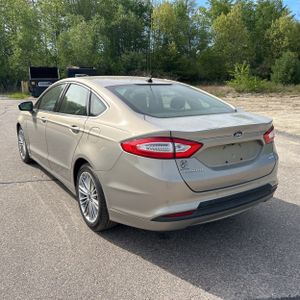 FORD FUSION SE - 5