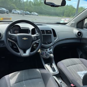 2013 Chevrolet SONIC LT AUTO — миниатюра 36