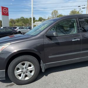 CHEVROLET TRAVERSE LS - 2