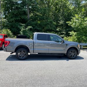 صورة 10 لـ 2023 FORD F-150 XLT