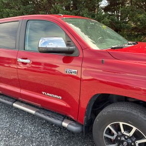 2016 Toyota TUNDRA LIMITED — миниатюра 11