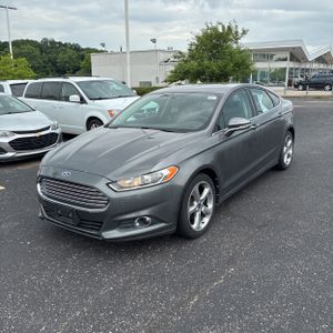 FORD FUSION SE - 1