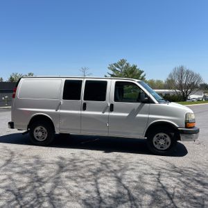 CHEVROLET EXPRESS 3500 - 10