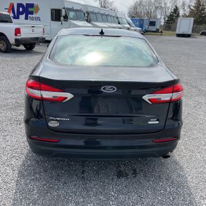 FORD FUSION SE - 7