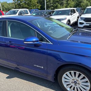 صورة مصغرة 13 لـ 2014 FORD FUSION HYBRID SE