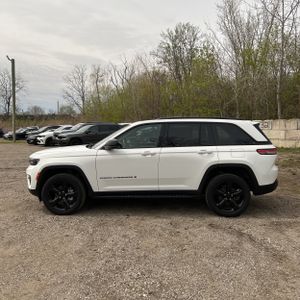 JEEP GRAND CHEROKEE - 3