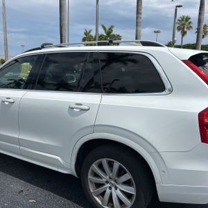 2016 Volvo XC90 T6 MOMENTUM — фото 6