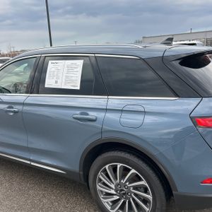 LINCOLN CORSAIR RESERVE - 6