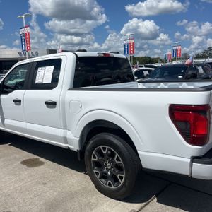 صورة 6 لـ 2024 FORD F-150 STX
