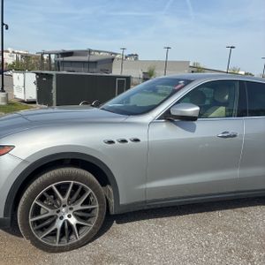 MASERATI LEVANTE BASE - 2