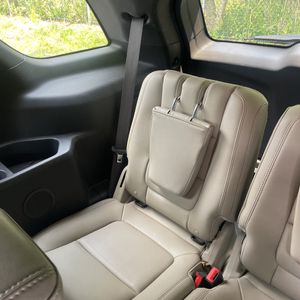 صورة مصغرة 37 لـ 2011 FORD EXPLORER XLT