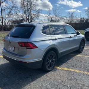 VOLKSWAGEN TIGUAN SE - 8