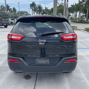 JEEP CHEROKEE LATITUDE 75TH ANNIVERSARY - 7