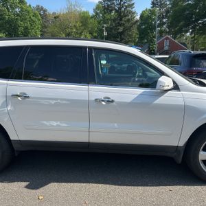 CHEVROLET TRAVERSE LT - 9