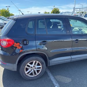 VOLKSWAGEN TIGUAN S - 9