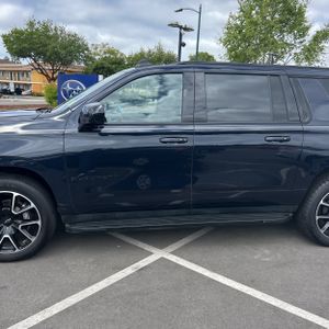 CHEVROLET SUBURBAN RST - 4