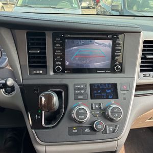 2020 Toyota SIENNA XLE 8-PASSENGER thumbnail 41
