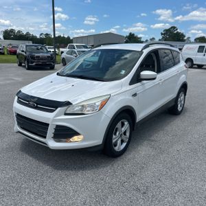 FORD ESCAPE SE - 1
