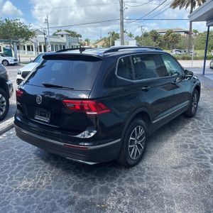 VOLKSWAGEN TIGUAN SE - 8