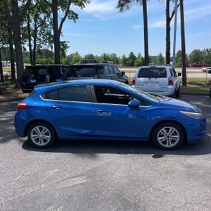 CHEVROLET CRUZE LT AUTO - 10