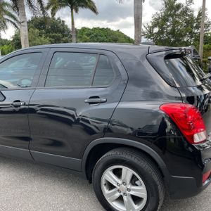 صورة 6 لـ 2022 Chevrolet TRAX LS