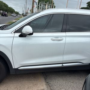 HYUNDAI SANTA FE LIMITED - 3