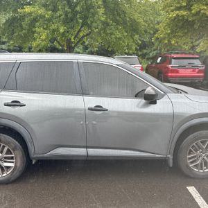 صورة مصغرة 11 لـ 2023 Nissan ROGUE S